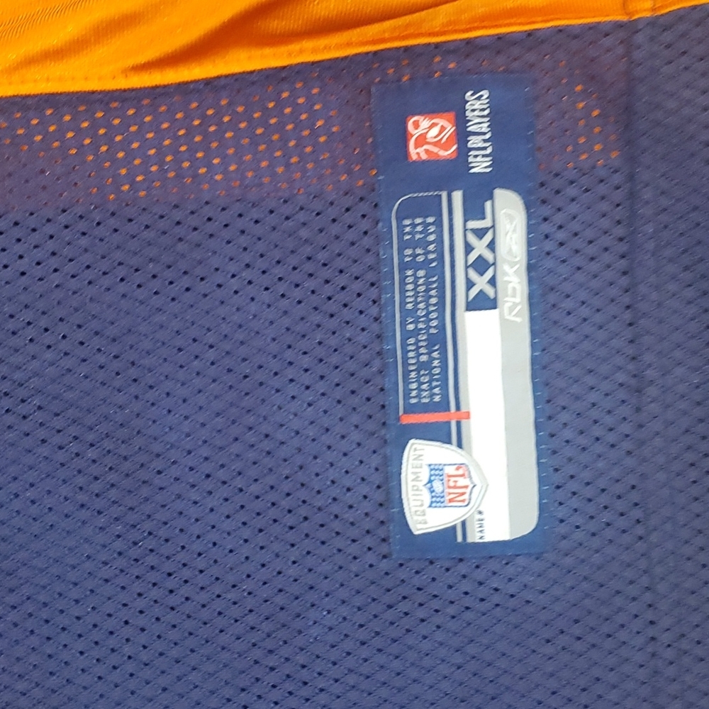 NFL jersey slightly used in great shape - Picture 4 of 4